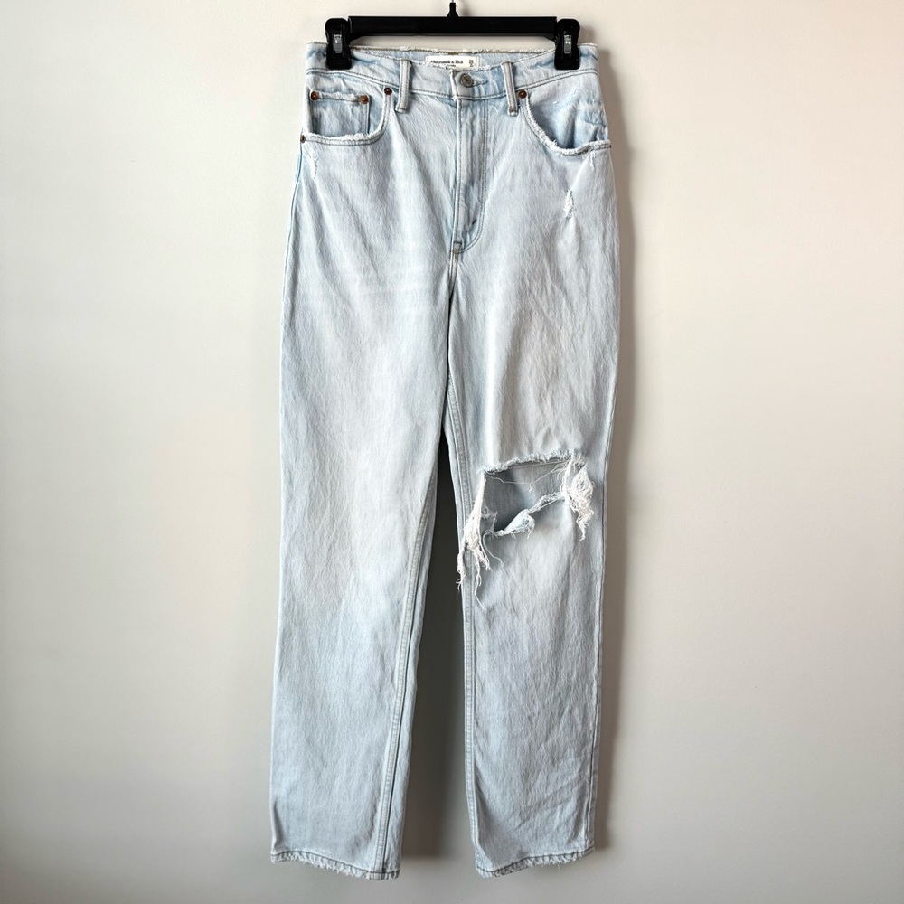 Abercrombie &‎ Fitch The ‘90s Straight Curve Love High Rise Jeans 26 Busted Knee